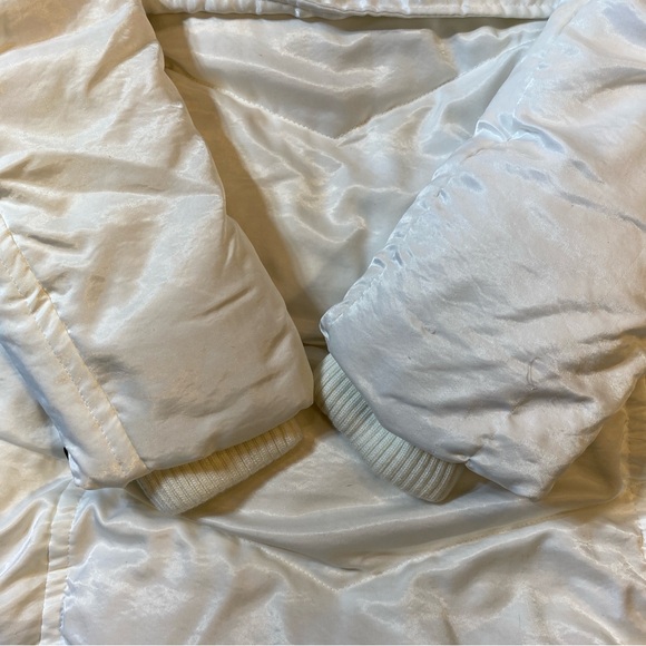 Bebe White Belted Puffer Jacket With A Faux Fur Hood Down Feather Fill Size L - Picture 13 of 13